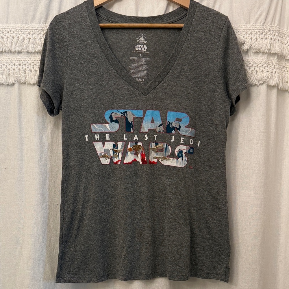 Star Wars The Last Jedi Gray V-Neck Tee